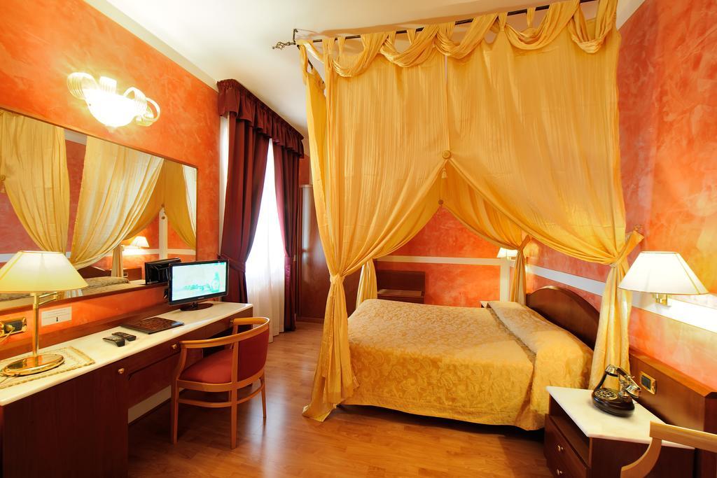 Hotel Benessere Villa Fiorita Кольфьорито Экстерьер фото